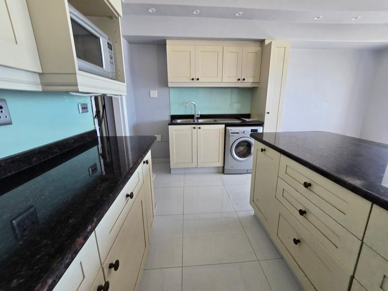 To Let 2 Bedroom Property for Rent in Sea Point Western Cape